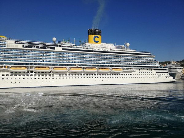 Quelle croisière permet de découvrir les traditions de fabrication de soie en Chine?